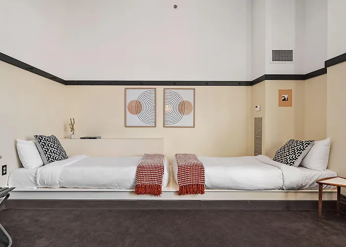 The Maverick By Kasa Hotel 4*
