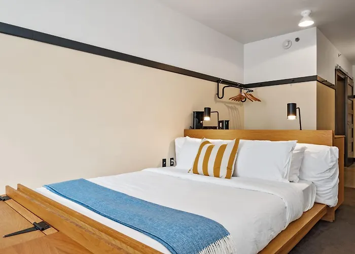 Hotel The Maverick By Kasa