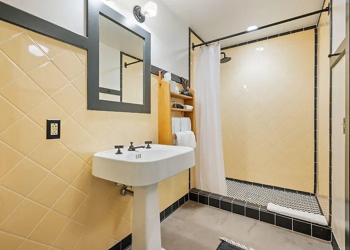 The Maverick By Kasa 4*